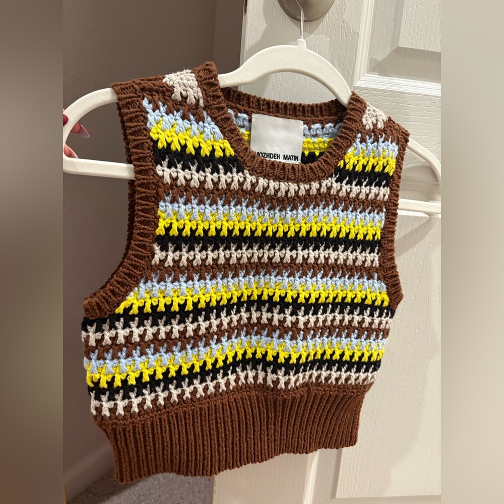 Mozhdeh Matin Vest